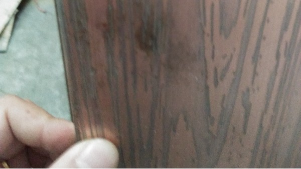 為什么剛安裝不久的彩色不銹鋼門會褪色？這就是原因！