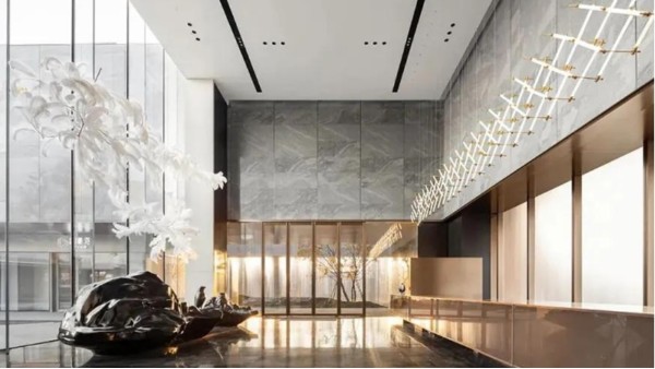 隱去傳統(tǒng)的沉重，引入不銹鋼裝飾的輕盈